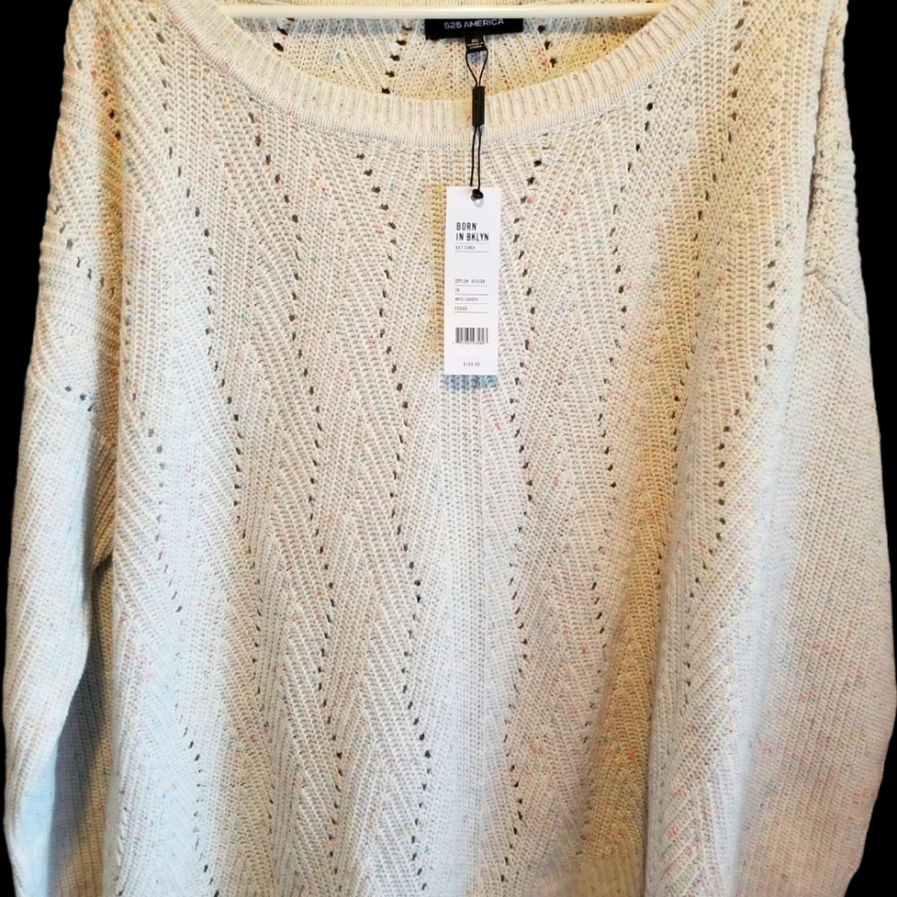 525- Pullover Womens Sweater